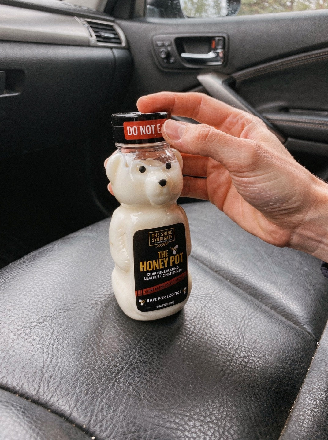 The Honey Pot – Deep Penetrating Leather Conditioner